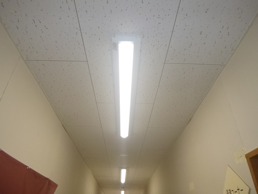 廊下１照明１